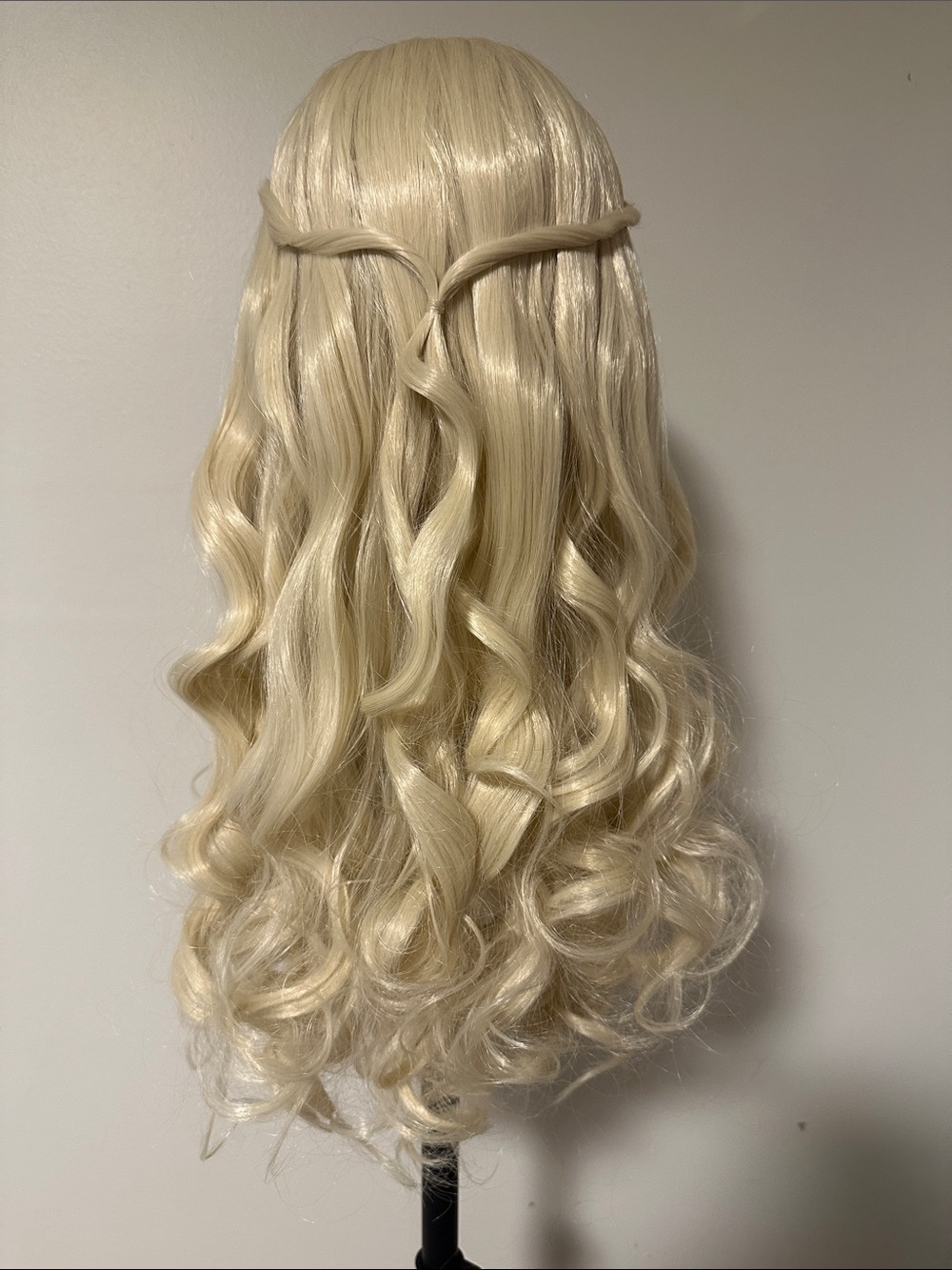 Blonde Long Wavy Women’s Wig - Platinum Blonde